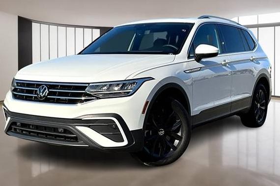 VOLKSWAGEN TIGUAN 4MOTION 2024 3VVMB7AX9RM093225 image